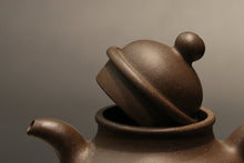 Load image into Gallery viewer, TianQingNi Duoqiu Yixing Teapot, 天青泥掇球壶, 210ml