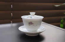 Load image into Gallery viewer, 120ml Four Season Flowers Fencai Jingdezhen Porcelain Gaiwan
