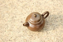 Load image into Gallery viewer, Wood Fired Panhu Nixing Teapot, 柴烧坭兴潘壶, 70ml