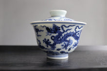 Load image into Gallery viewer, 150ml Dragon Qinghua Fanggu Jingdezhen Porcelain Gaiwan
