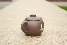 Load image into Gallery viewer, TianQingNi Julunzhu Yixing Teapot with Diancai Painting, 点彩天青泥巨轮珠壶, 120ml