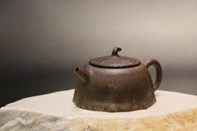 Load image into Gallery viewer, Wood Fired Lao Duanni Lianjing Yixing Teapot 柴烧老段泥莲镜壶 no.1, 160ml