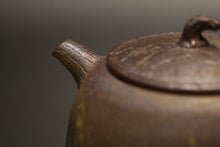 Load image into Gallery viewer, Wood Fired Lao Duanni Lianjing Yixing Teapot 柴烧老段泥莲镜壶 no.1, 160ml