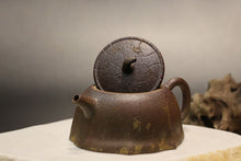 Load image into Gallery viewer, Wood Fired Lao Duanni Lianjing Yixing Teapot 柴烧老段泥莲镜壶 no.2, 160ml
