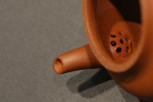 Load image into Gallery viewer, Zhuni Yigong Teapot,  朱泥逸公壶, 160ml