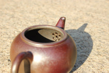 Load image into Gallery viewer, Wood Fired Small Shuiping Yixing Teapot, Dicaoqing clay, 柴烧底槽青小水平壶, 80ml