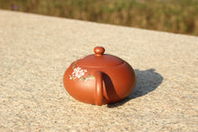 Load image into Gallery viewer, Zhuni Xishi Yixing Teapot with Diancai Painting of Blossoms and Butterfly, 点彩朱泥西施壶, 110ml