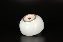 Load image into Gallery viewer, 130ml Big Moon White Ruyao Teacup, 月白汝窑茶杯