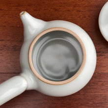 Load image into Gallery viewer, 160ml Ruyao Kind Kyusu Side Handle Teapot 仿古汝窑天青侧把壶