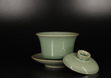 Load image into Gallery viewer, 120ml Master's Celadon Porcelain Gaiwan from Jingdezhen
