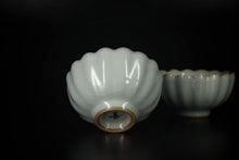 Load image into Gallery viewer, Pair of Matching 50ml Scalloped Ruyao Sky Blue Teacups, 天青汝窑茶杯