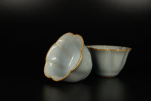 Load image into Gallery viewer, Pair of Matching 30ml Six Lobed Ruyao Sky Blue Teacups, 天青汝窑茶杯