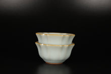Load image into Gallery viewer, Pair of Matching 40ml Flower Ruyao Sky Blue Teacups, 天青汝窑茶杯