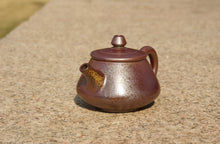 Load image into Gallery viewer, Wood Fired Shipiao Nixing Teapot, 柴烧坭兴石瓢壶, 90ml