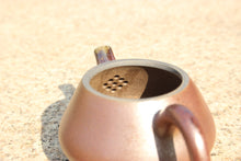 Load image into Gallery viewer, Wood Fired Shipiao Nixing Teapot, 柴烧坭兴石瓢壶, 95ml