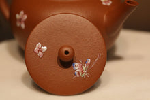 Load image into Gallery viewer, Zhuni Yuzhenzhiwan Yixing Teapot with Diancai Painting of Blossoms, 点彩朱泥玉珍之玩 110ml