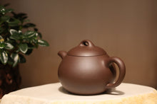 Load image into Gallery viewer, Dicaoqing Paogua Yixing Teapot, 底槽青匏瓜壶, 220ml