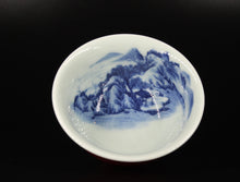 Load image into Gallery viewer, 120ml Jihong Glaze Qinghua Porcelain The World in a Cup, Yashou Teacup 青花霁红国画杯