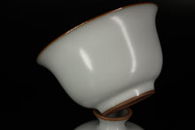 Load image into Gallery viewer, 170ml Moon White Ruyao Gaiwan, 月白汝窑盖碗