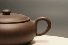 Load image into Gallery viewer, TianQingNi Xiangyu Yixing Teapot, 天青泥香玉壶, 120ml