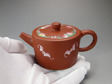 Load image into Gallery viewer, Xiao Hongni Zhitong Yixing Teapot with Diancai Bats and Peaches 点彩小红泥直筒 100ml
