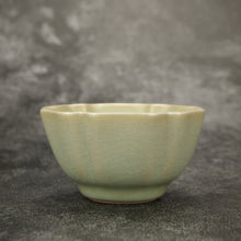 Load image into Gallery viewer, 100ml Renaissance Series Ruyao Sunflower Teacup 汝窑复古釉葵口杯
