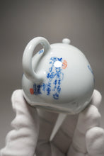 Load image into Gallery viewer, Qinghua Teapot Jingdezhen Fine Porcelain Teapot by KuangShi 耕隐艺品匡石手绘龙蛋壶 100ml
