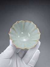 Load image into Gallery viewer, Pair of Matching 100ml Flower Azure Ruyao Teacups 天青汝窑荷叶边对杯
