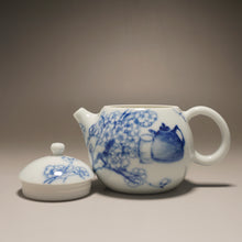 Load image into Gallery viewer, Qinghua Teapot Jingdezhen Fine Porcelain Teapot by KuangShi 耕隐艺品匡石手绘龙蛋壶 100ml
