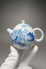 Load image into Gallery viewer, Qinghua Teapot Jingdezhen Fine Porcelain Teapot by KuangShi 耕隐艺品匡石手绘龙蛋壶 100ml
