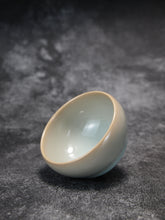 Load image into Gallery viewer, 100ml Ltd. Ed. Ruyao FangHua Beauty’s Shoulder Teacup 汝窑芳华美人肩
