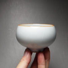 Load image into Gallery viewer, 105ml Moon White Ruyao Round Teacup 月白圆珠杯
