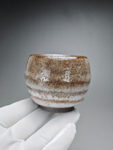 Load image into Gallery viewer, Shino Stoneware Teacup no.2 手工陶艺志野杯 110ml
