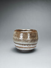 Load image into Gallery viewer, Shino Stoneware Teacup no.2 手工陶艺志野杯 110ml
