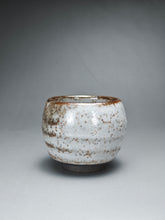 Load image into Gallery viewer, Shino Stoneware Teacup no.2 手工陶艺志野杯 110ml
