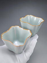 Load image into Gallery viewer, Pair of Matching 110ml Tulip Ruyao Teacups 天青汝窑郁金香杯组
