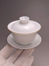 Load image into Gallery viewer, 110ml Classic Jingdezhen Porcelain Gaiwan with Brown Rim 甜白小福圆盖碗
