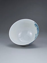 Load image into Gallery viewer, 110ml Qinghua Fanggu Jingdezhen Porcelain Teacup by KuangShi 艺品青花小碗杯
