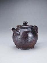 Load image into Gallery viewer, Wood Fired Dark Ash Elegant Nixing Teapot by Li Wenxin 李文新柴烧壶 100ml
