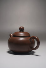 Load image into Gallery viewer, 115ml Classic Round Nixing Teapot by Li Wenxin李文新坭兴扁壶
