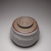 Load image into Gallery viewer, Shino Glazed Stoneware Teacup no.10 手工陶艺志野杯 115ml
