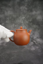 Load image into Gallery viewer, Zhuni Dahongpao Pinggai Lianzi Yixing Teapot 朱泥大红袍平盖莲子 115ml
