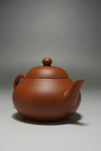 Load image into Gallery viewer, Zhuni Pear Yixing Teapot 朱泥梨形壶 115ml
