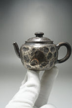 Load image into Gallery viewer, 999 Pure Silver Handmade Rocky Texture Teapot 全手工纯银999壶 115ml
