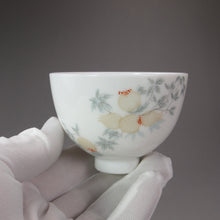 Load image into Gallery viewer, 120ml Youzhongcai Pomegranate Teacup 釉中彩石榴杯
