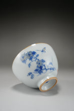Load image into Gallery viewer, 120ml Qinghua Chrysanthemum and Butterfly Moon White Ruyao Teacup no.2 月白菊花蝶杯
