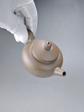 Load image into Gallery viewer, Wood Fired Jiangponi Julun Yixing Teapot 柴烧降坡泥巨轮珠 120ml
