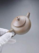 Load image into Gallery viewer, Wood Fired Jiangponi Julun Yixing Teapot 柴烧降坡泥巨轮珠 120ml
