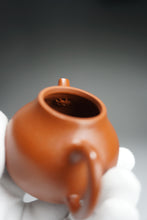 Load image into Gallery viewer, Fully Hanmade Zhuni Eggplant Teapot by Yu Bo 全手工朱泥茄瓜余波制 120ml
