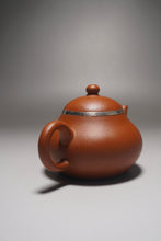 Load image into Gallery viewer, Silver Rim Zhuni Pear Yixing Teapot 朱泥包银梨形 120ml
